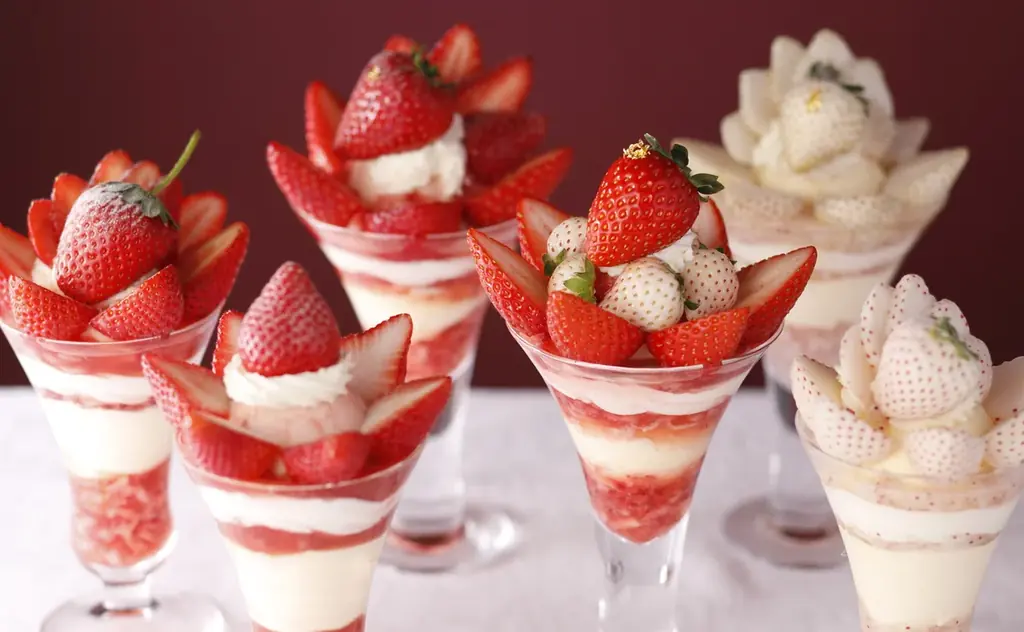 「資生堂パーラー 銀座本店サロン・ド・カフェ」　春めく3月、苺が主役の限定パフェなどを展開 画像 7