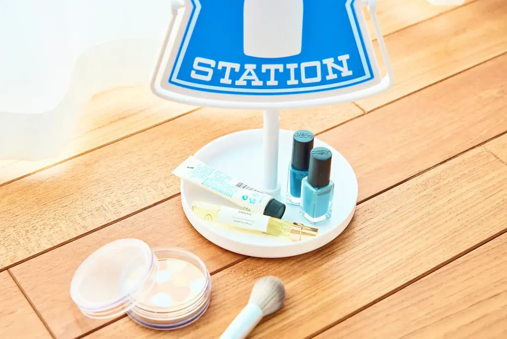 看板が“そのまんま”付録になった「LAWSON（ローソン）」公式ブック３種が２/27発売！ 画像 4