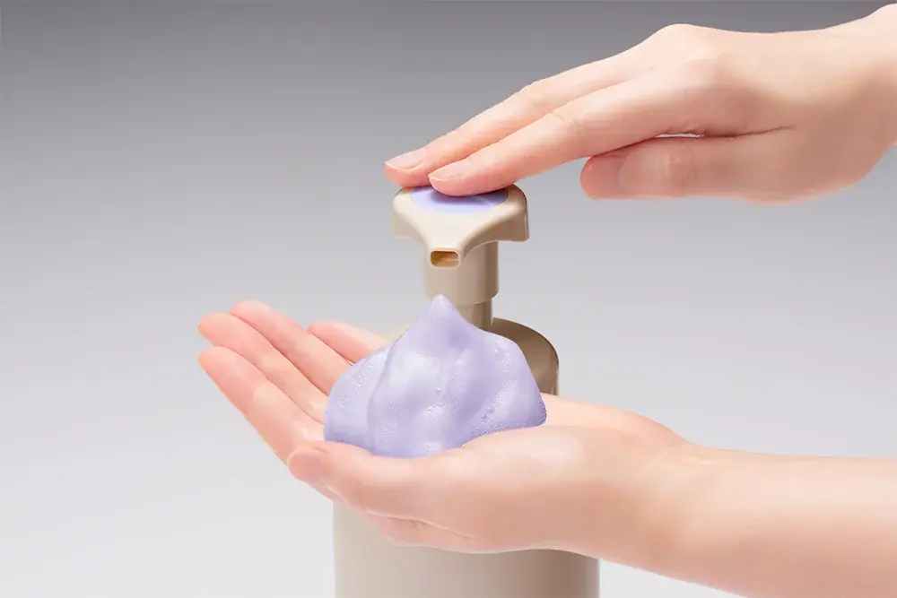 ハイトーン髪のBestieヘアケア！デリケートなハイトーン髪のことを考えた摩擦レスなカラー泡シャンプーと集中補修トリートメントが新登場！ 画像 4