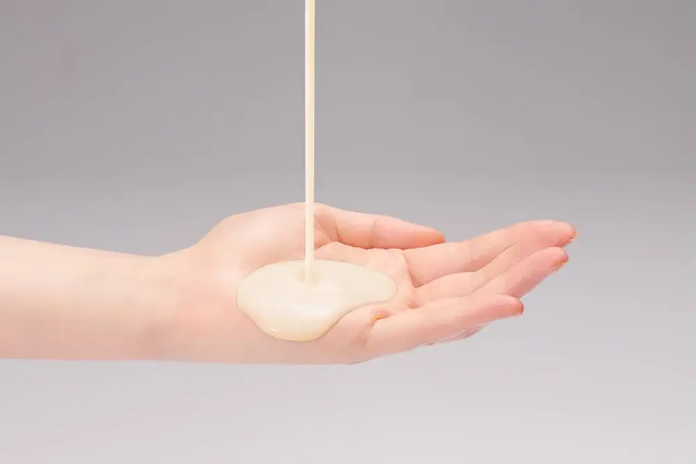 ハイトーン髪のBestieヘアケア！デリケートなハイトーン髪のことを考えた摩擦レスなカラー泡シャンプーと集中補修トリートメントが新登場！ 画像 8