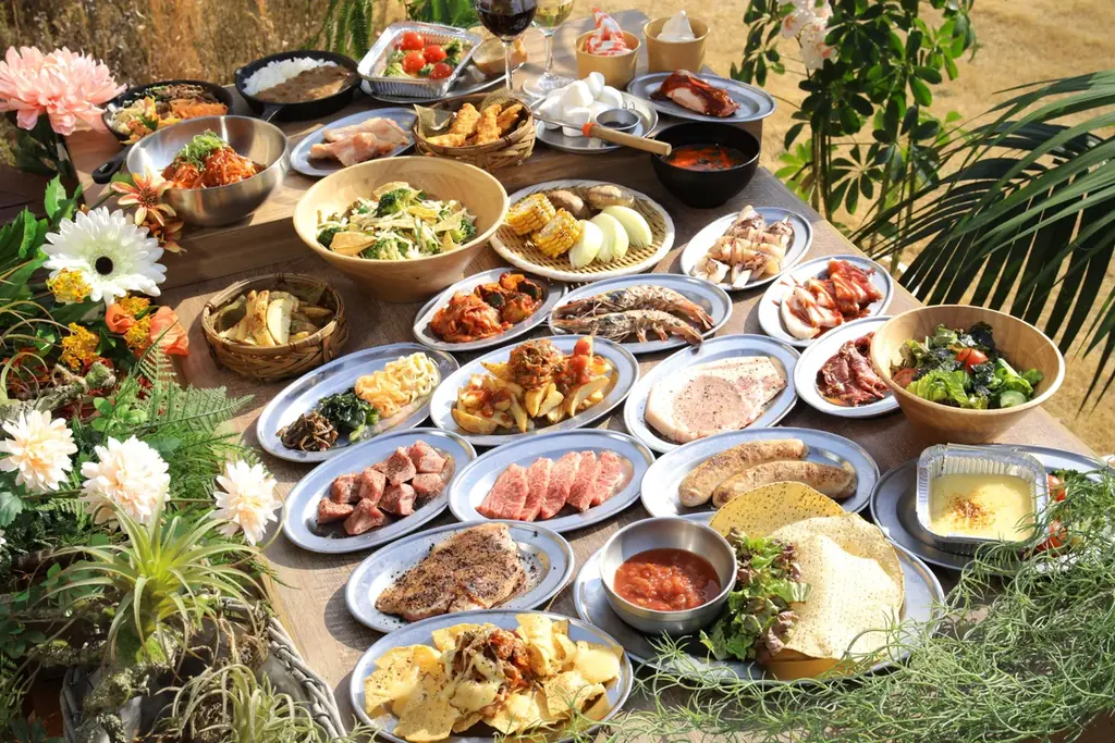 【 本日、新たなプレミアム ログコテージ完成！ 】駅のホームから徒歩0分 群馬・水沼ヴィレッジ『本格薪サウナ付き “プレミアムログコテージ”』春の訪れとともに堂々公開！ 画像 5