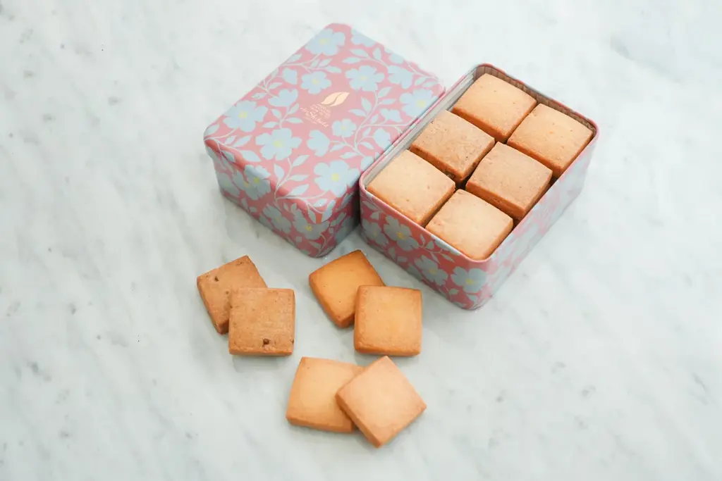 【シェ・シバタ】阪急うめだ本店へ初出店！！新商品のクッキー缶「レジェール」を先行発売 画像 2