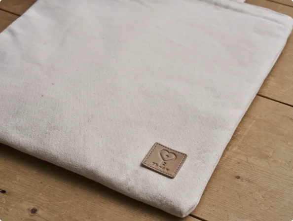 【整理収納アドバイザー梶ヶ谷陽子プロデュース】荷物を入れても“太らない”未来の「四次元トート」がMakuakeに登場！「裏返せば壁掛け収納」になる2in1の革新。 画像 13