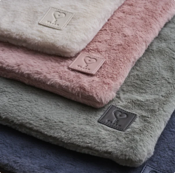 【整理収納アドバイザー梶ヶ谷陽子プロデュース】荷物を入れても“太らない”未来の「四次元トート」がMakuakeに登場！「裏返せば壁掛け収納」になる2in1の革新。 画像 9