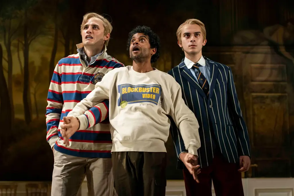 絶賛公開中 ナショナル・シアター・ライブ『ハムレット』2/27（金）よりTOHOシネマズ シャンテへムーブオーバーが決定！また、公開延長を祝してトークイベントの開催も決定しました。 画像 3