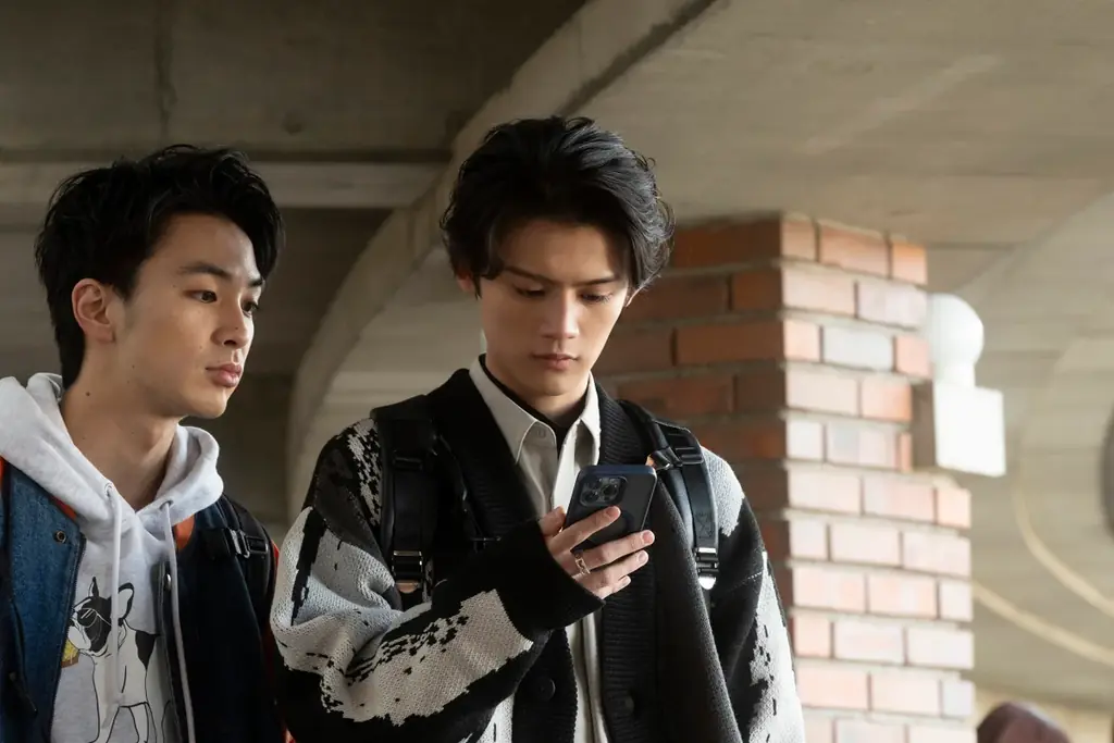 【阿部寛　主演】SNS冤罪からの逃亡劇を描いた、明日は我が身のノンストップ炎上エンターテイメント作品がパッケージ化！！『俺ではない炎上』Blu-ray＆DVD　2026年4月29日（水・祝日）発売！ 画像 4