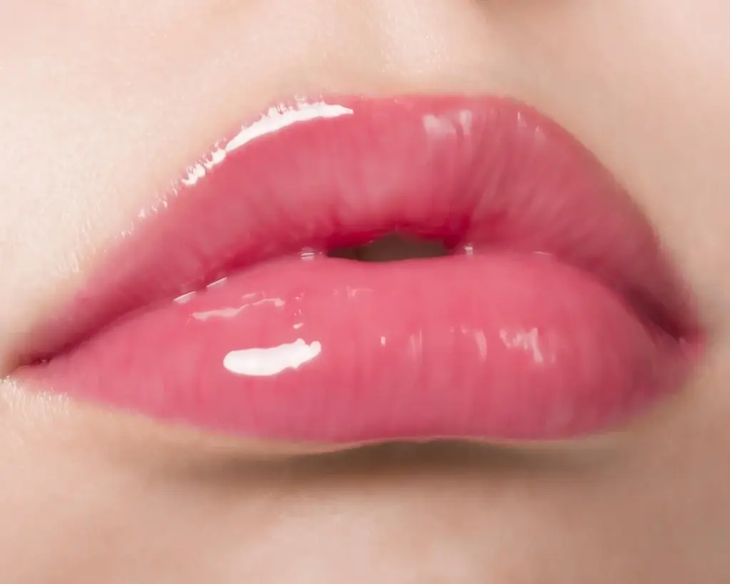 【キャンメイク】この春は、チークもルージュもキュンと甘酸っぱい“さくらんぼカラー”「グロウフルールチークス」＆「ラスターヴェールルージュ」から、チェリーな新色が登場！2026年2月下旬発売 画像 18