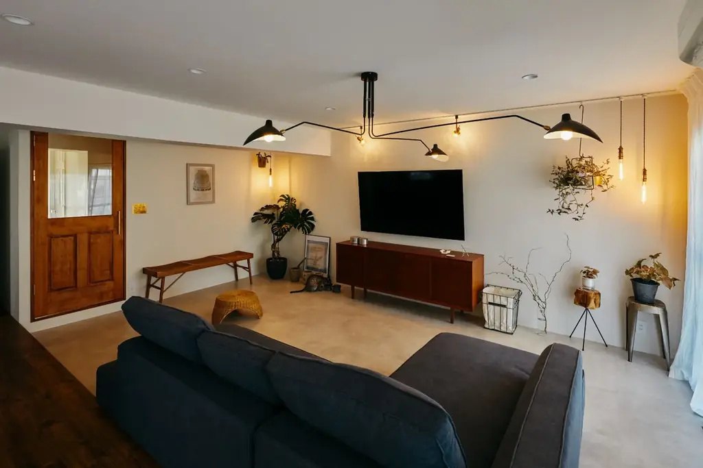 “築44年”のマンションがここまで変わる。チェック柄の土間とアーチが迎える、インテリア主役のマンションリノベ見学会を名古屋市天白区で開催 画像 5