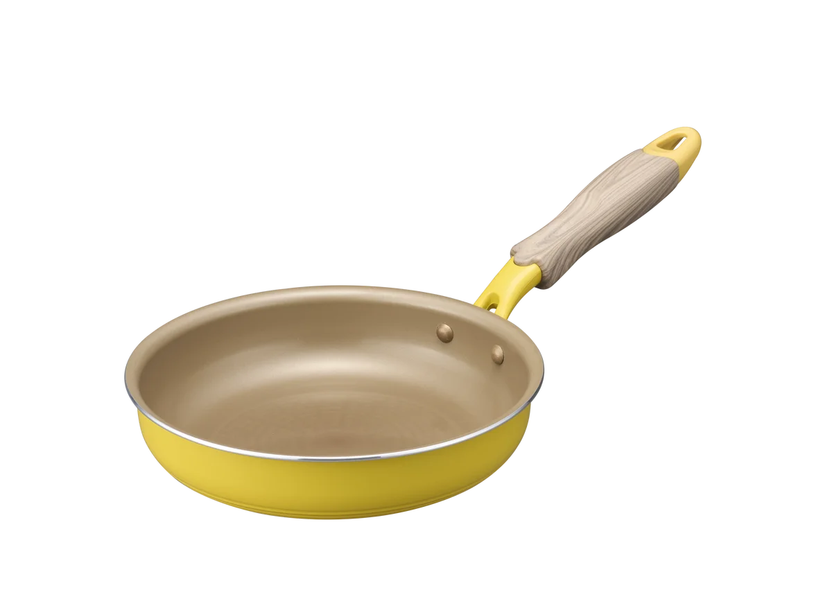 料理も、気分も、ツルっと軽やか。新生活に使いたい、毎日の料理時間をポジティブに変えるツルすべフライパン『evercook（エバークック）』より新色メロウイエローをラインアップ 画像 4