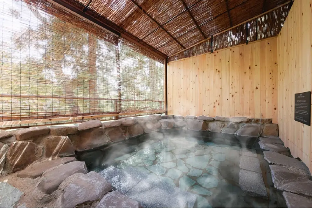 宮城・秋保温泉の大人の宿がワクワク感満載の女子旅プラン販売開始　人気ドライヤーやきらきらカクテルなど3大特典付｜2026年3月1日（日）～ 画像 8