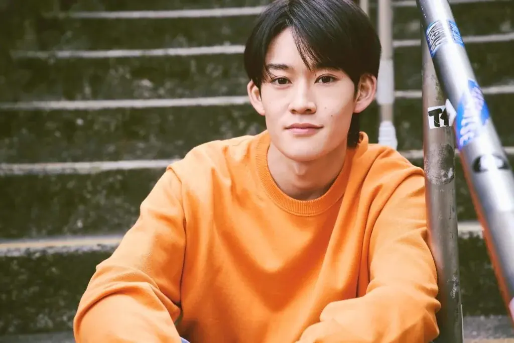 90メートル先行上映