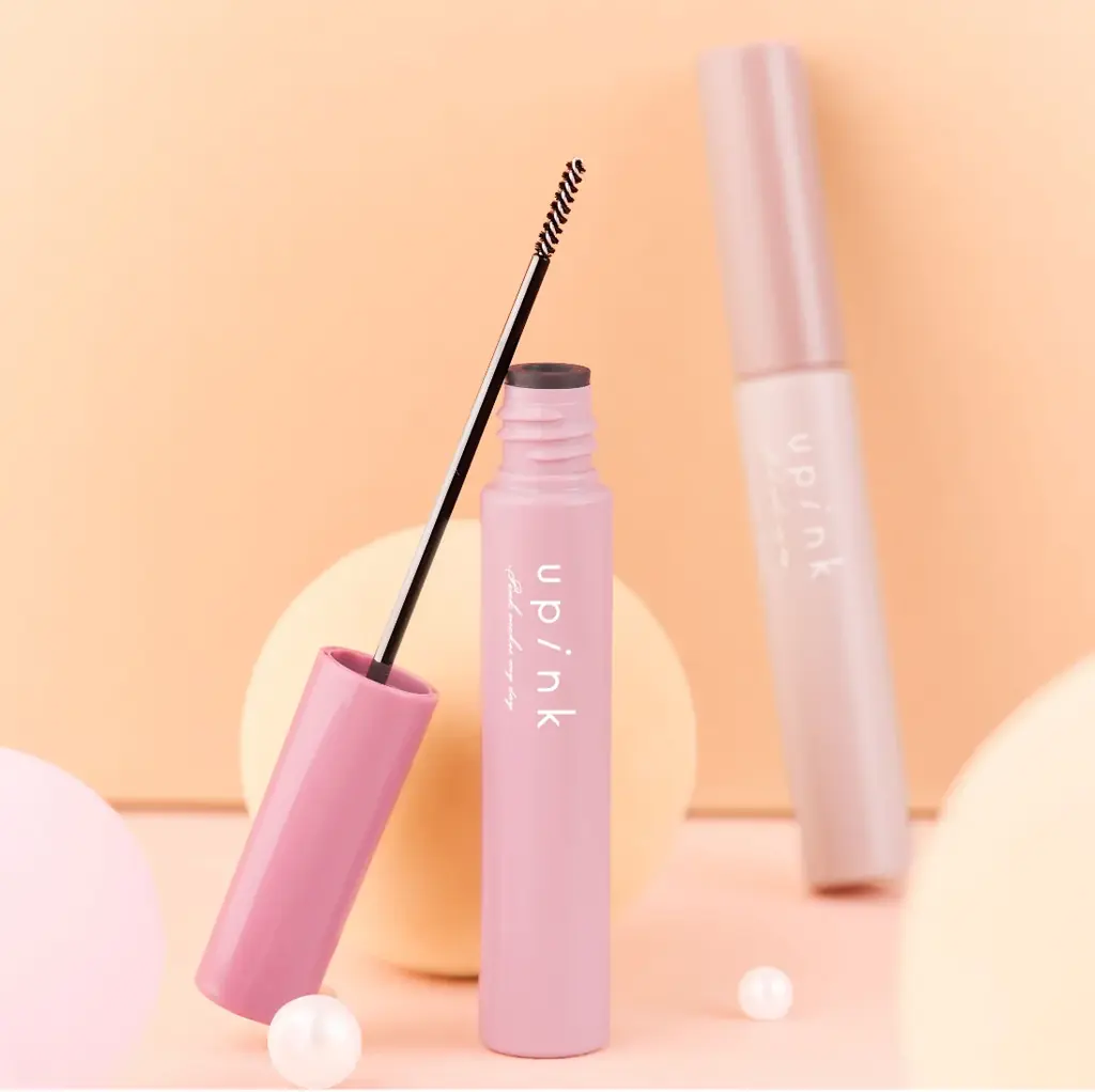 柏木由紀プロデュースコスメブランド「upink」繊細ながら存在感のあるまつ毛で、目元の印象を格上げする下まつ毛用マスカラが新登場！ 画像 2