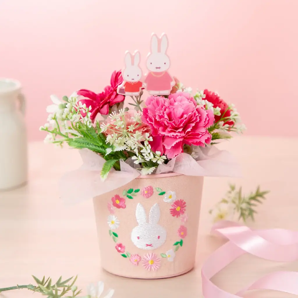 人気絵本ミッフィーのお花屋さん「フラワーミッフィー」にて、母の日の配送フラワーギフトを3月19日(木)より予約受付開始！母の日限定アイテムを含む、日ごろの「ありがとう」を伝えるセット商品 画像 8