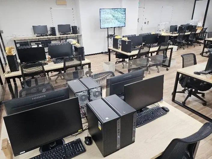 3月22日実施のCREATIVE SPRINT付 AI×Webデザイナー講座