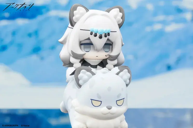 『HappyShake アークナイツ 完成品フィギュア』の「シルバーアッシュ」「プラマニクス」が登場。 画像 22