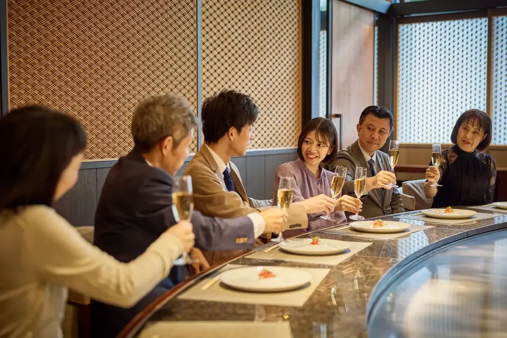 【名古屋】【ホテル開業10周年】桜鯛、鰆、いちごなど旬の食材で春を満喫！『五感で楽しむ春の特別コース～桜華～』販売 画像 15