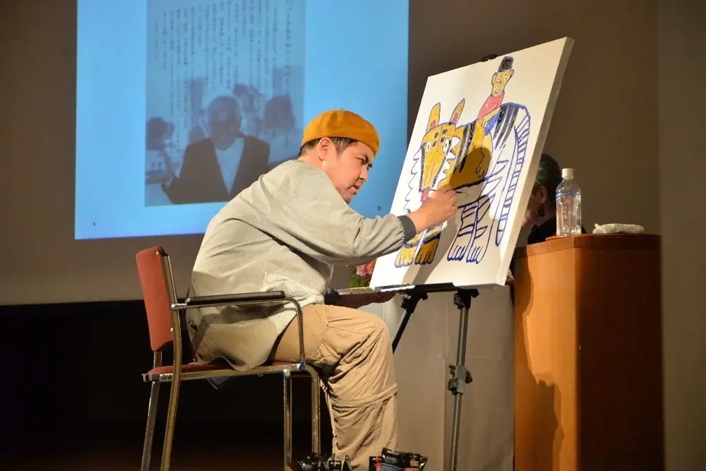 【新発売】天然由来100%「ルミエプラス モイストリップ」。Bリーグ内尾聡理選手×画家 太田宏介氏との特別なコラボレーション 画像 2