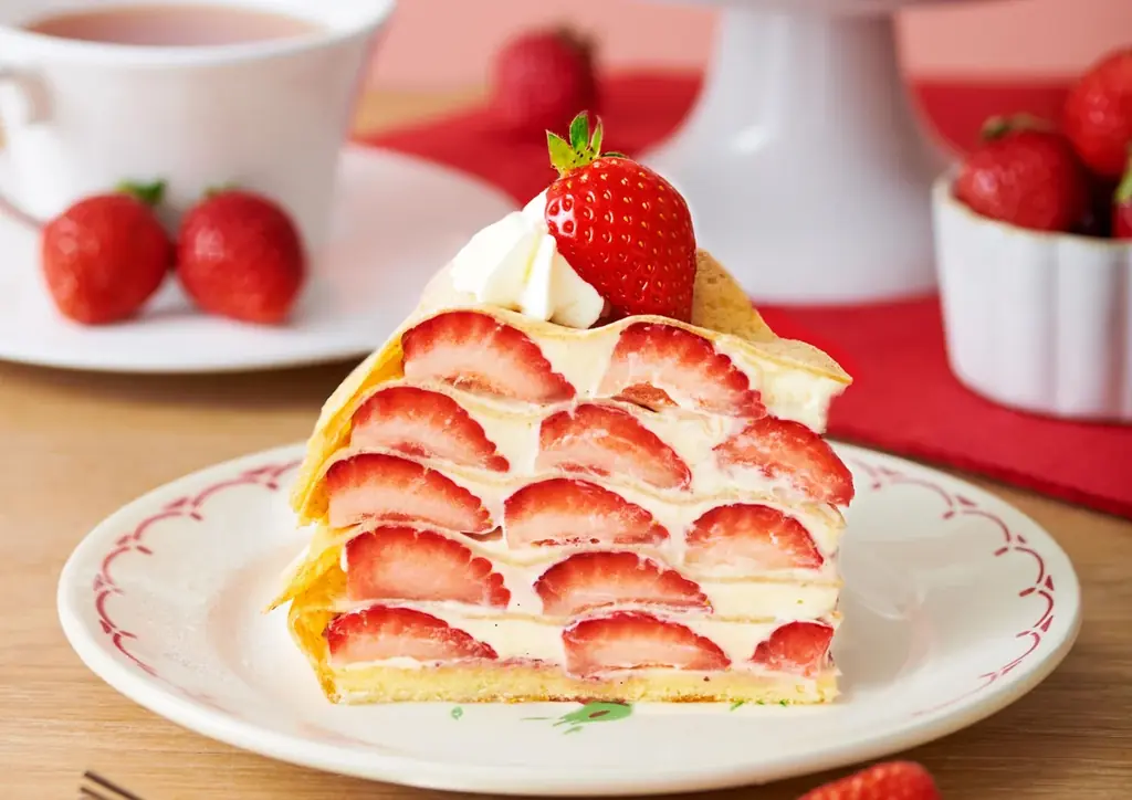 【Afternoon Tea LOVE&TABLE】さくら、抹茶、苺など、春のミルクレープ発売！新作の「抹茶マスカルポーネとバナナのミルクレープ」や、“あまおう苺”の5層仕立てミルクレープなど 画像 3