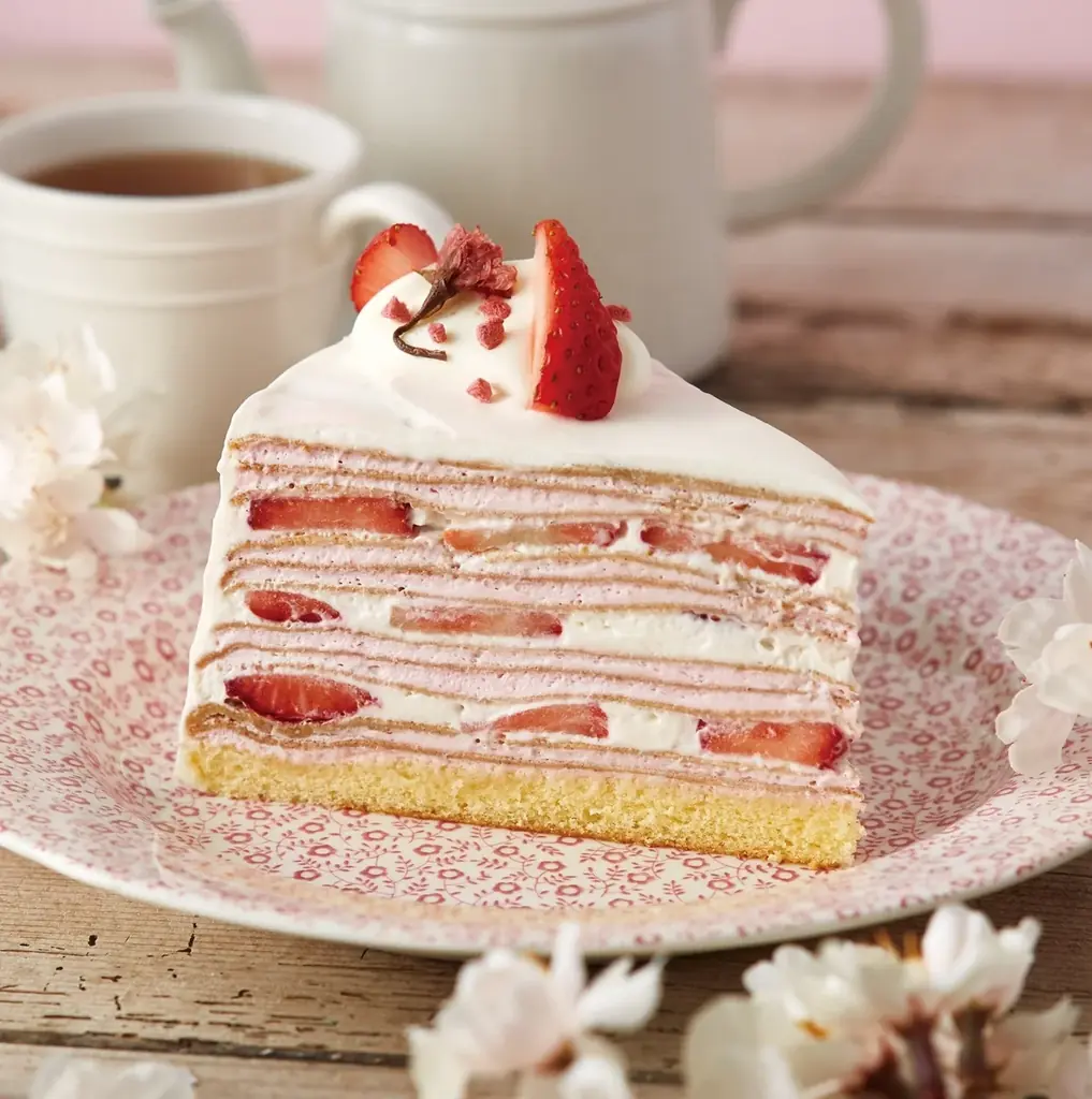 【Afternoon Tea LOVE&TABLE】さくら、抹茶、苺など、春のミルクレープ発売！新作の「抹茶マスカルポーネとバナナのミルクレープ」や、“あまおう苺”の5層仕立てミルクレープなど 画像 5