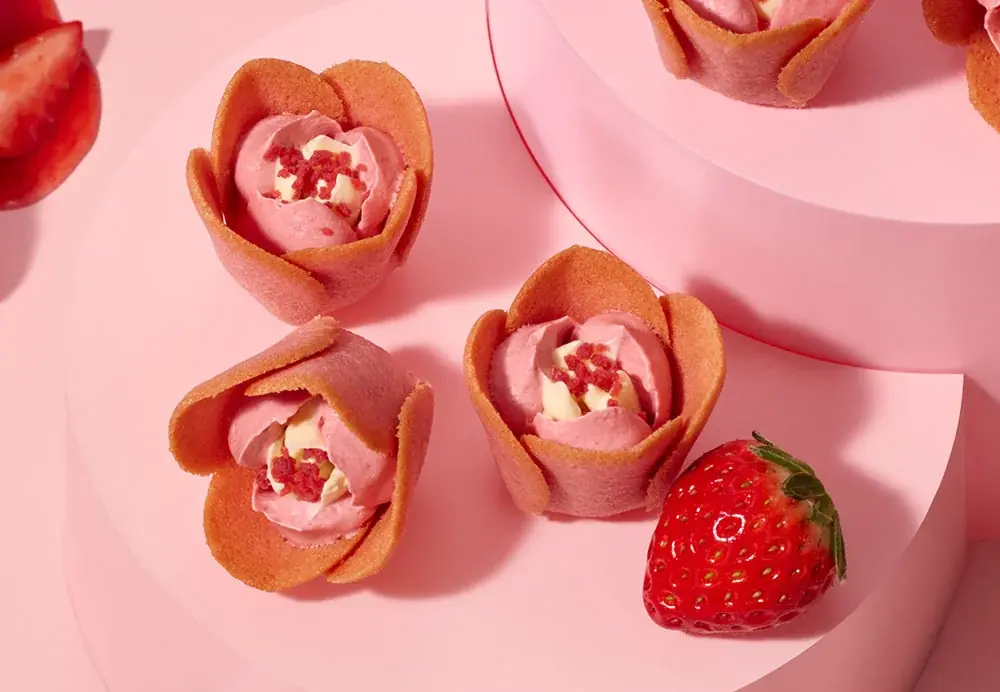 【春限定】“あまおう苺”にバターのコクがとろけあう。『チューリップローズ ストロベリーバター』新発売！バターとチーズの香り溢れる美味しい花屋【TOKYOチューリップローズ】 画像 2