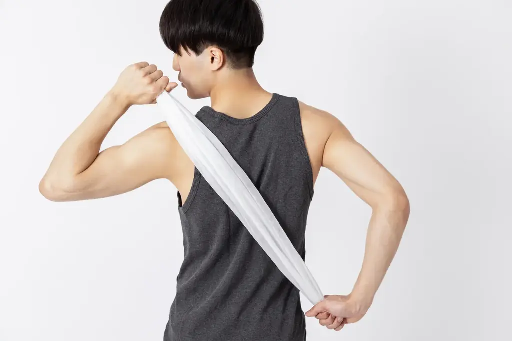 アウトドアから日常使いまで幅広く対応「冷感タオル　COOL(クール) RUSH(ラッシュ)」を新発売 画像 2