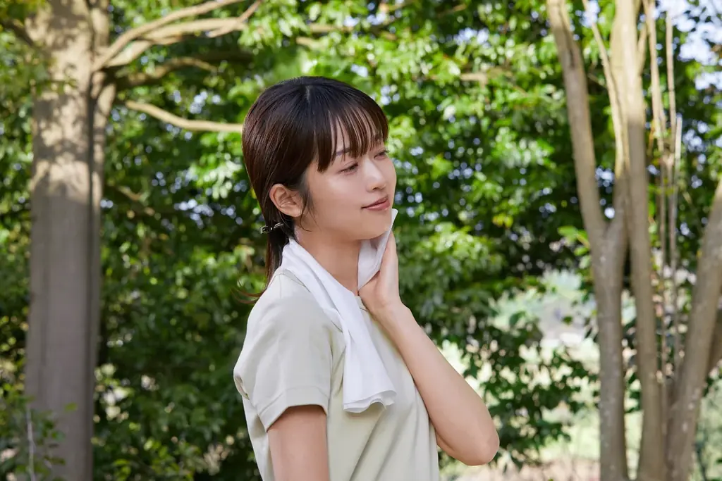 アウトドアから日常使いまで幅広く対応「冷感タオル　COOL(クール) RUSH(ラッシュ)」を新発売 画像 3