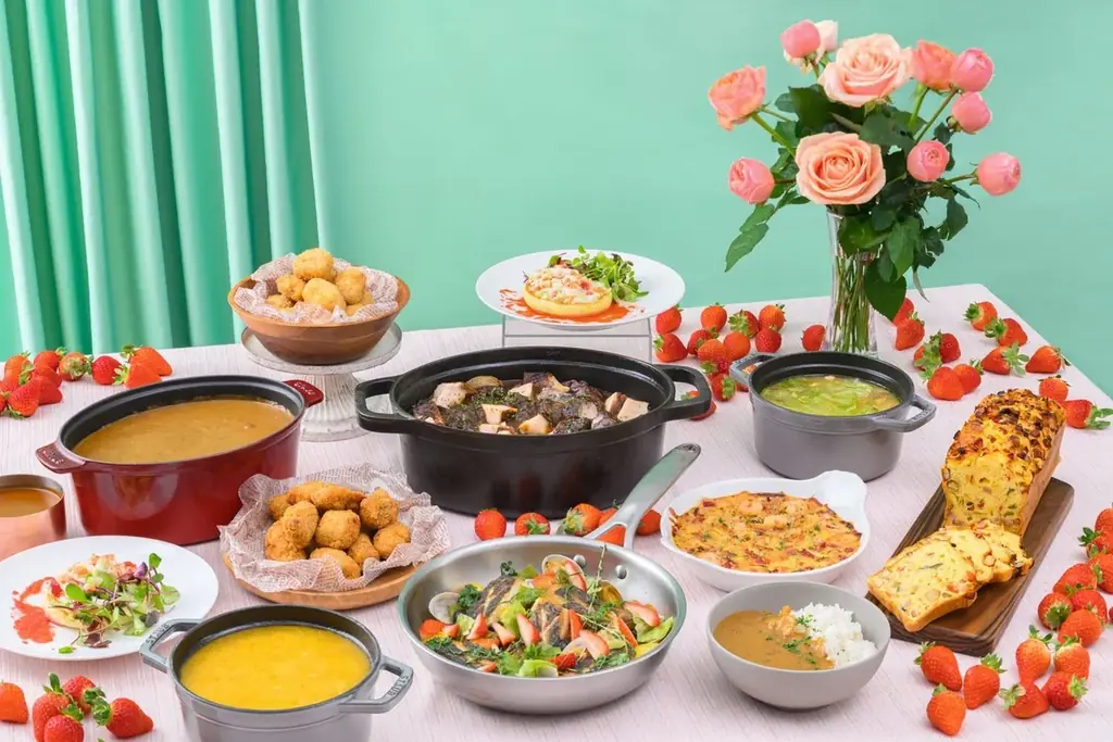 【神戸北野ホテル】満開春桜といちごのスイーツビュッフェ　～春のツートップ！「いちごのミル・ミルフィーユ」＆「こぼれいちご」～ 画像 7