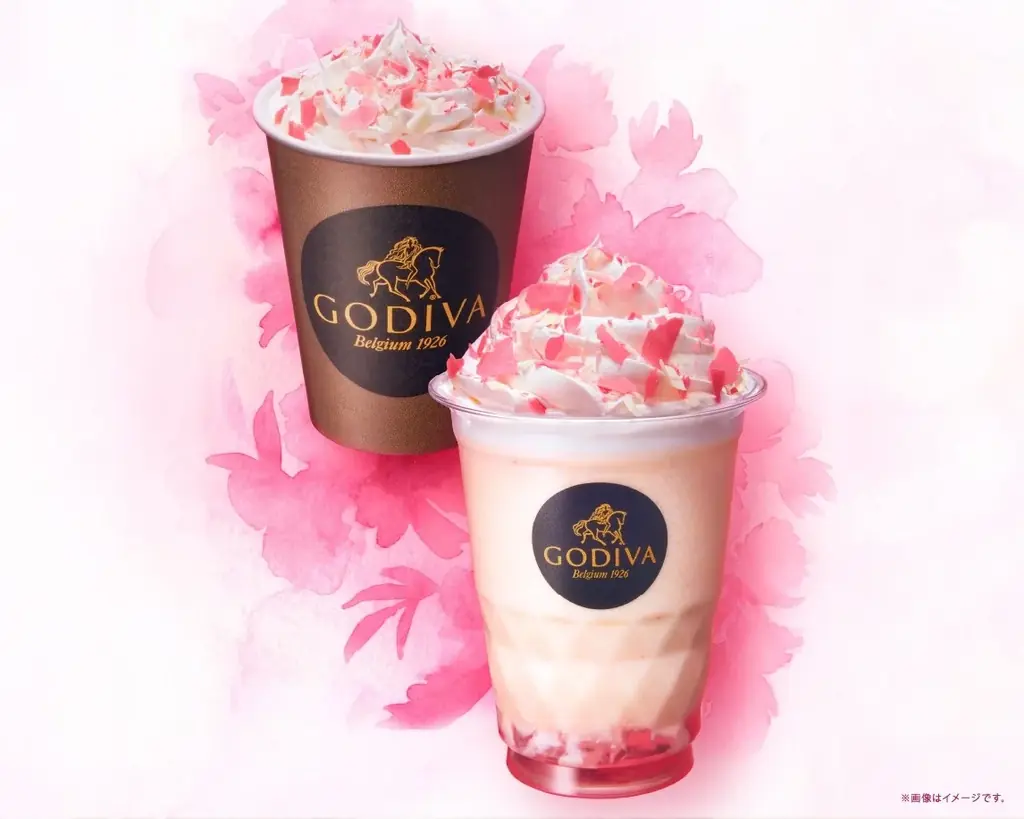 春の訪れを感じる、満開の桜の華やかさと、儚さを表現したドリンクが新登場！ 「桜の瞬き（またたき） ショコリキサー」 「桜の瞬き（またたき） ホットショコリキサー」 画像 1