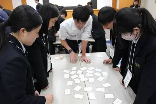 Visa、「Visa杯 お金の達人一首大会」を開催 画像 2