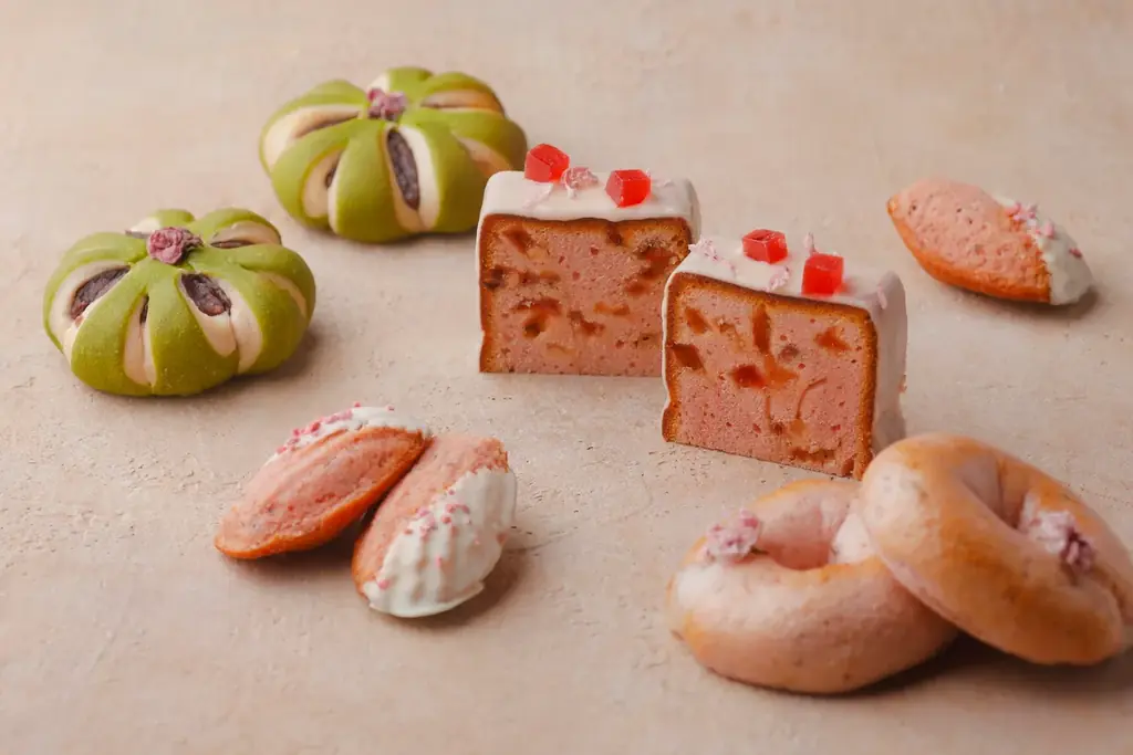 ホテルに咲く枝垂れ桜と桜アフタヌーンティーで春を満喫。 自然派ラグジュアリーリゾート「シックスセンシズ 京都」の 桜プロモーション 画像 5