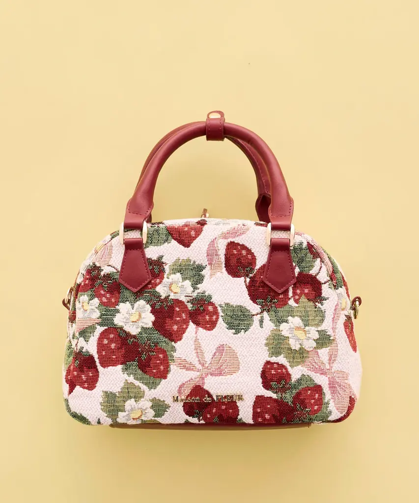 【Maison de FLEUR】フランスの名門ゴブラン織りメーカー「ART DE LYS」との大人気コラボ第7弾！甘酸っぱいいちごの世界観を表現した新作が3月6日(金)発売 画像 2