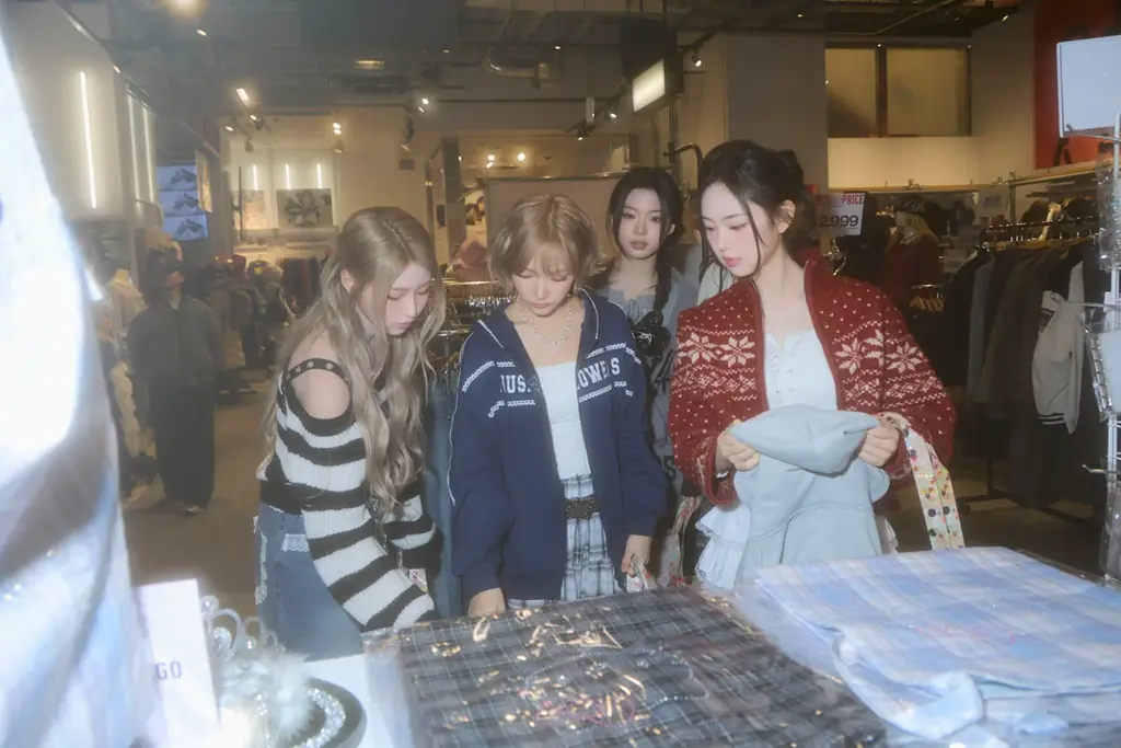 日韓で大人気の「KiiiKiii」がWEGO 原宿店にお忍び来店！ 画像 4