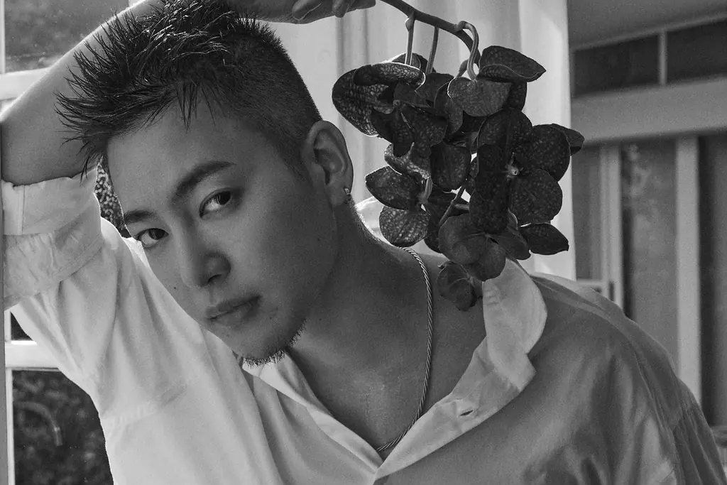 増田貴久が表紙を飾る「TVガイドPERSON vol.163」発売決定！ レスリー・キー連載「SUPER WONDER BOYS」には三山凌輝が登場!! 画像 2