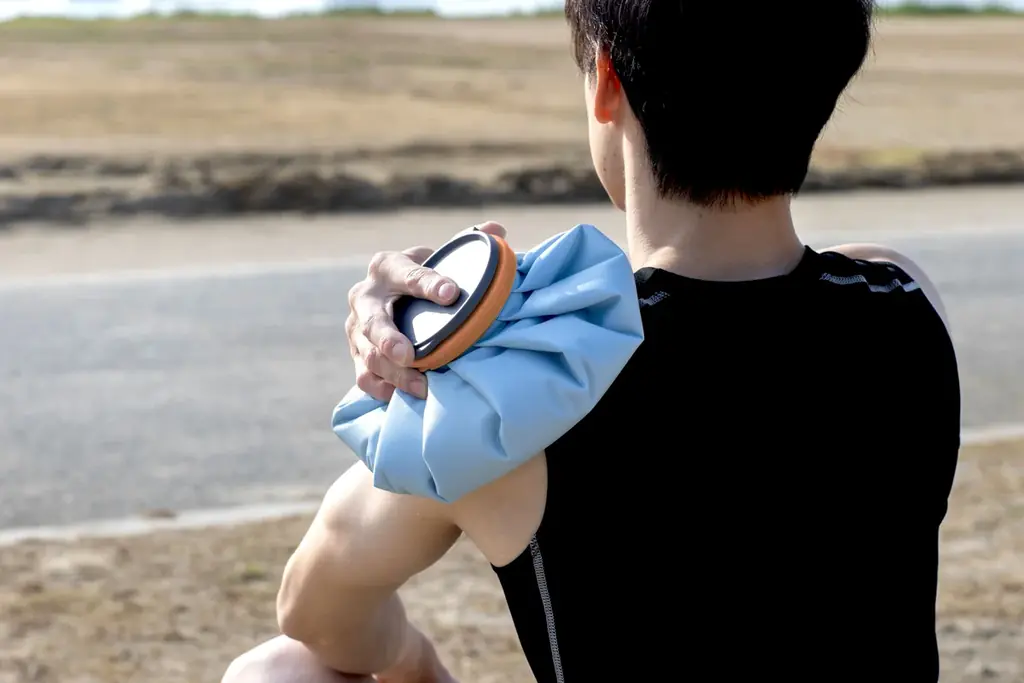 ピーコック魔法瓶　昨年大ヒットの携帯保冷氷のう「アイスパック」シリーズ本格スポーツ向けモデル「アイスパック スポーツ(ABC-150)」が新登場！ 画像 2