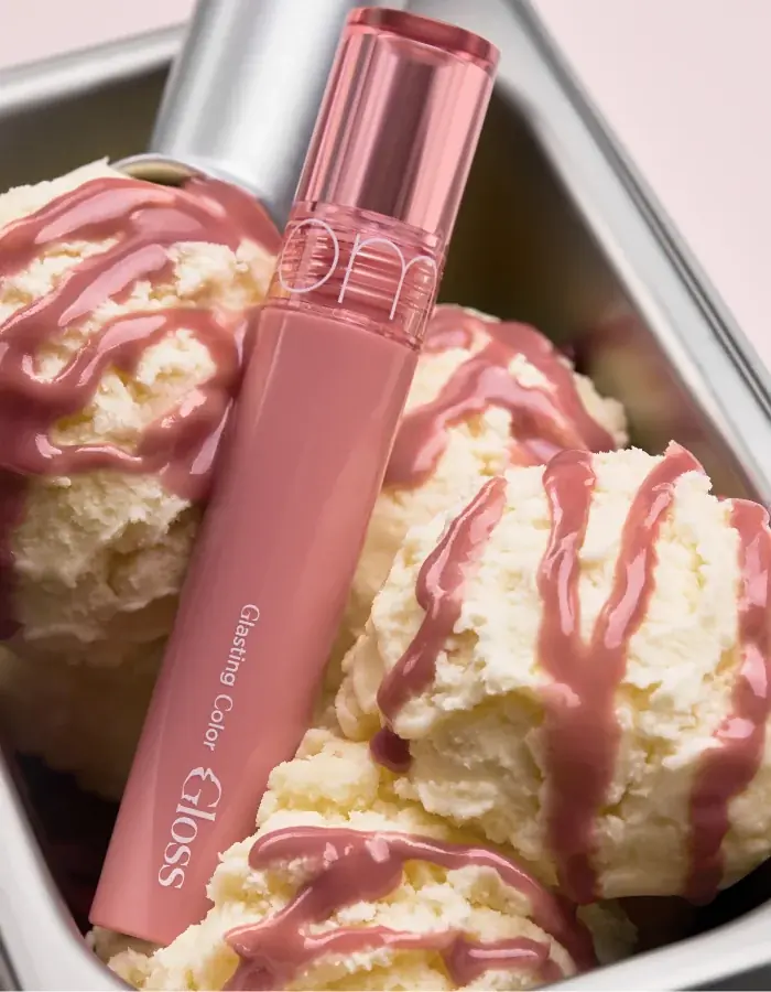 ちゅるりんラメの次は、血色感ヌードロムアンド「グラスティングカラーグロス」に【ILLIT WONHEE】PICKのヌードカラー登場 画像 2