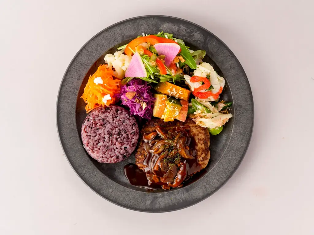 【3月5日開業】八丁堀に“一つの空間 二つの時間” 「東京ブイヤベース食堂／タニタカフェ八丁堀店」誕生 画像 3