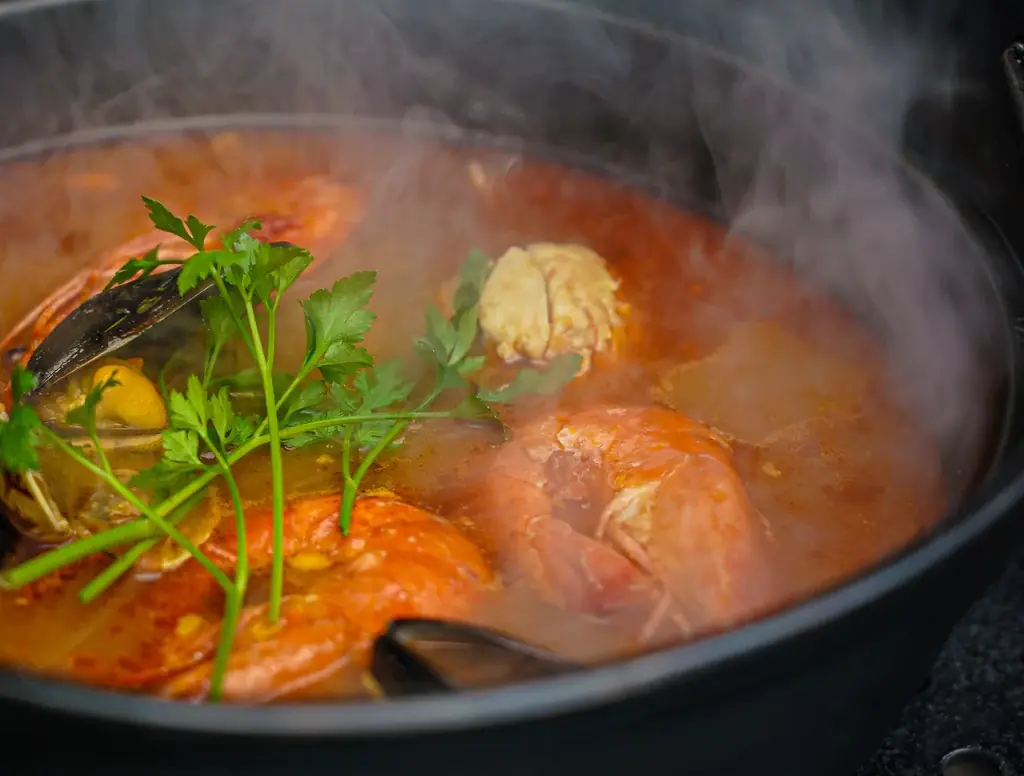 【3月5日開業】八丁堀に“一つの空間 二つの時間” 「東京ブイヤベース食堂／タニタカフェ八丁堀店」誕生 画像 4