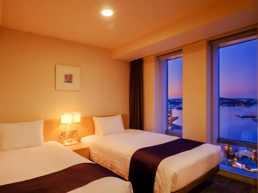 【メルキュール横須賀】春限定アフタヌーンティー付き「ピンク・スプリング」宿泊＆日帰りデイユース プランを発売 | 桜と海を望む三浦半島の春ステイを提案 画像 3