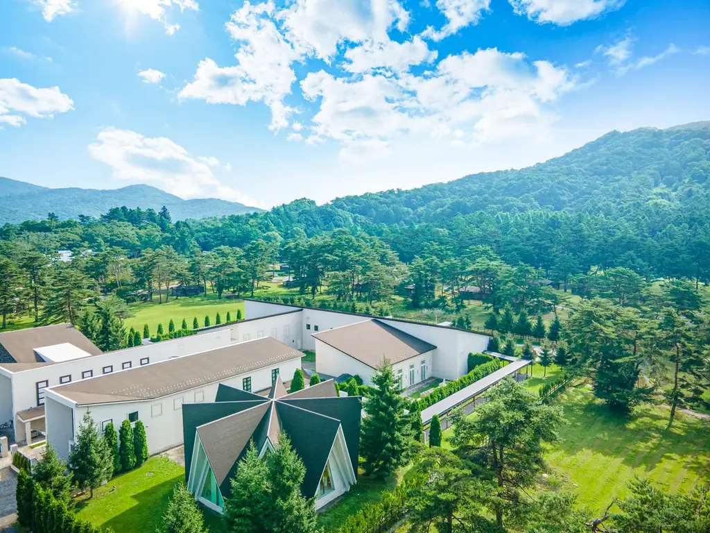 【軽井沢プリンスホテル】国際女性デーの象徴「ミモザ」をテーマにした3月限定のブライダルフェア「ミモザフェア」開催 画像 4