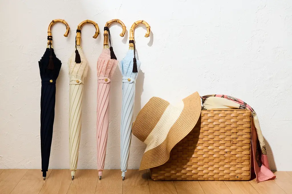 【2026年新作アイテム】トンボ洋傘前原光榮商店がメイドインジャパンにこだわった新作日傘を3月2日に発売。フェア期間中35,000円以上のご注文でオリジナル扇子をプレゼント。 画像 23