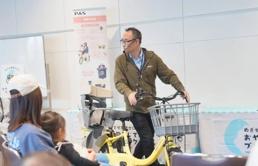 【江東区後援】0〜2歳児家庭向け「親子交通安全フェスタ」を豊洲で開催　警察署・図書館・メーカーが連携し、自転車送迎デビューを応援 画像 8