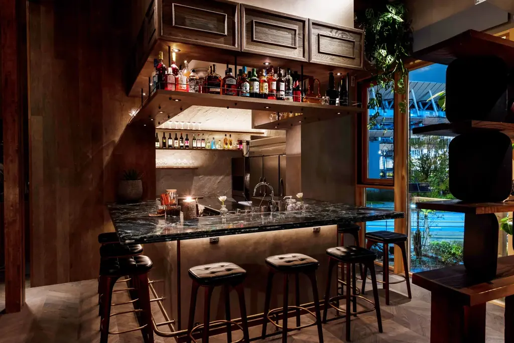 ハワイ発のフレンチビストロ「natuRe tokyo」で、バーテンダー野村空⼈⽒を迎えた⼀夜限りの「みなべクラフト梅酒」パーティー“Amber Spring Bloom”を3月9日（月）に開催 画像 3