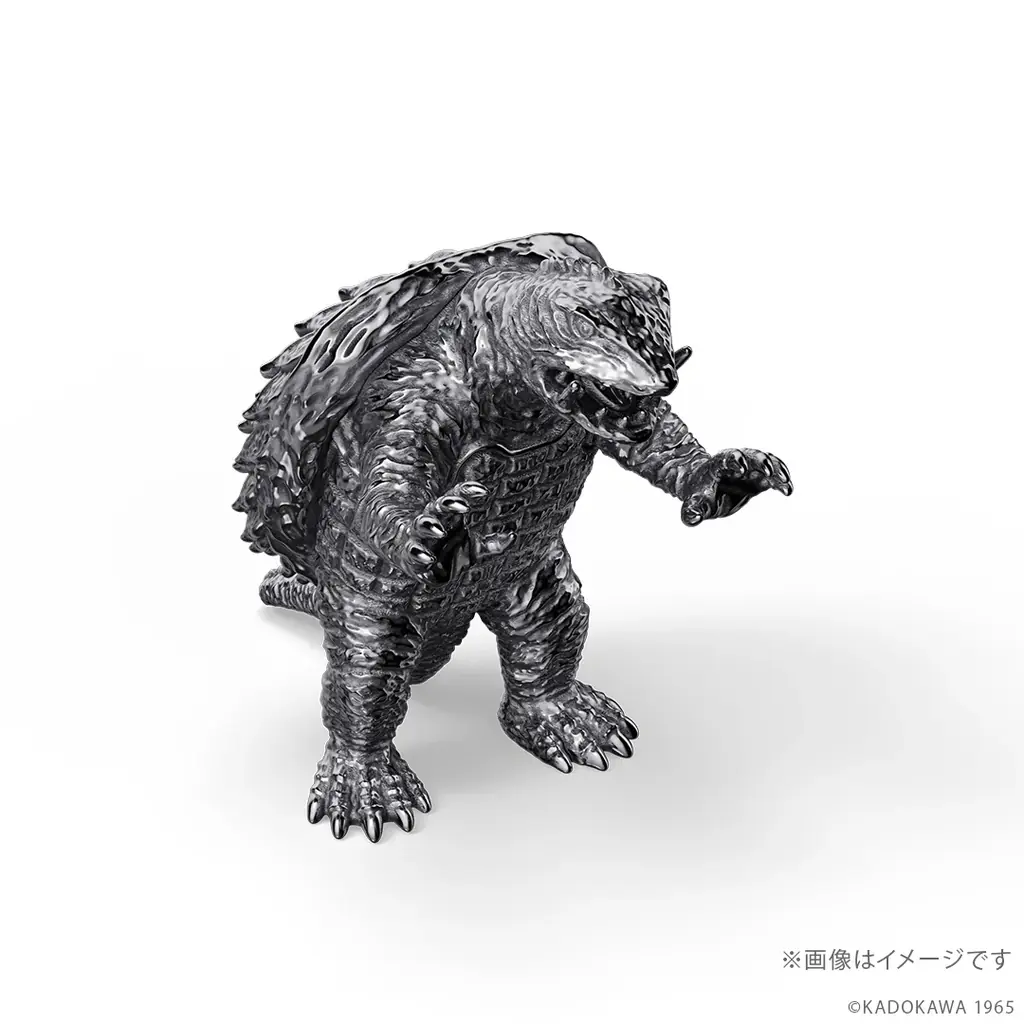 数量限定「ガメラ」フィギュア。鋭い牙や、力強い手足、重厚な甲羅、しなやかに伸びる尻尾など細部にまでこだわり表現 画像 12
