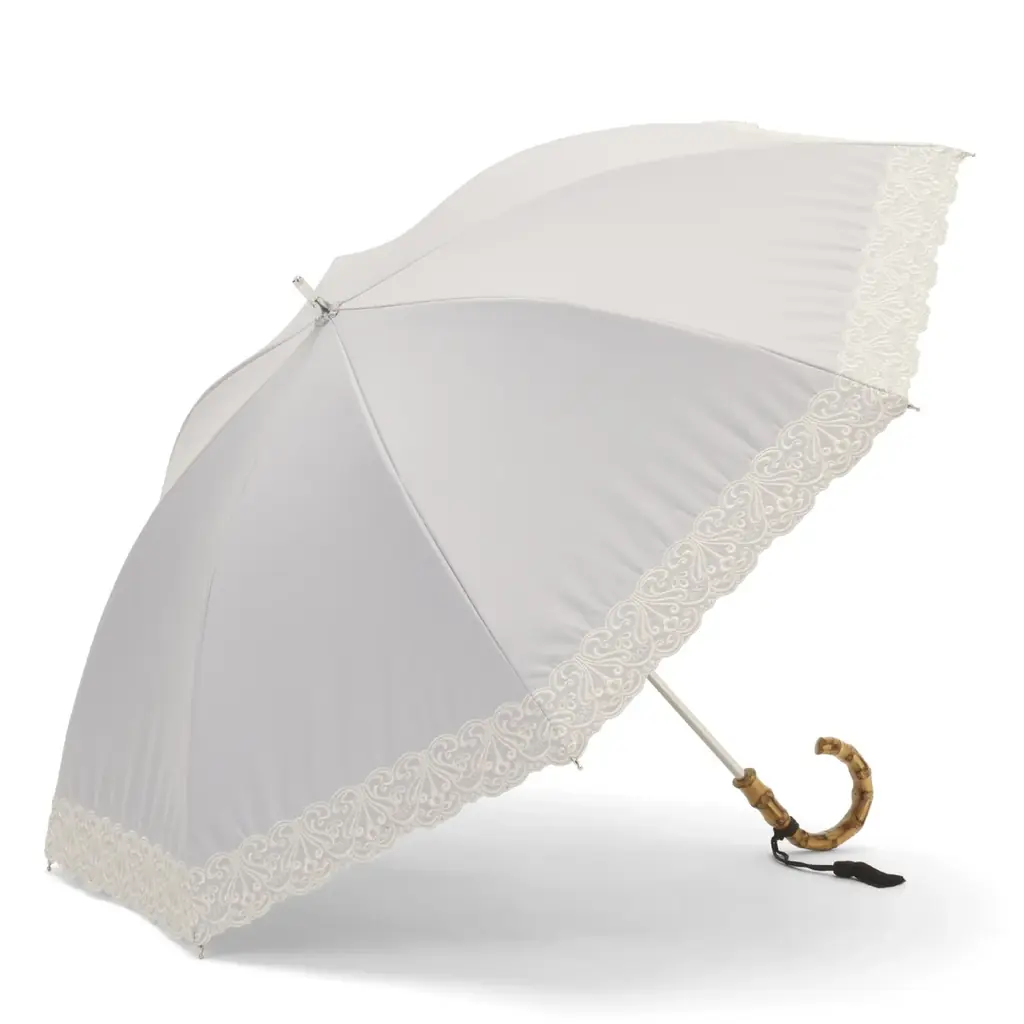 【2026年新作アイテム】トンボ洋傘前原光榮商店が東レサマーシールドに高級刺繍を施した全天候型（オールウェザー）の晴雨兼用・一級遮光傘を3月2日に発売。携えるだけで夏の装いをクラスアップします。 画像 11