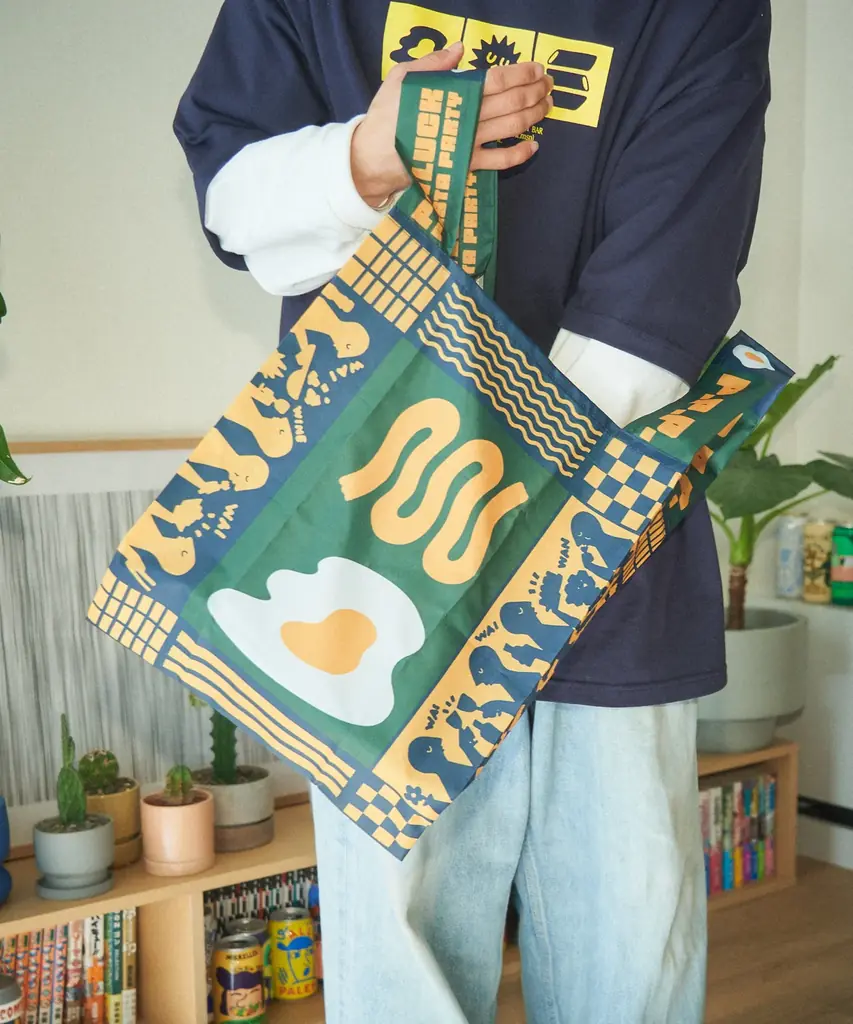 【BIRTHDAY BAR】クリエイター「Flint Mason」とのコラボグッズが登場！ 画像 7