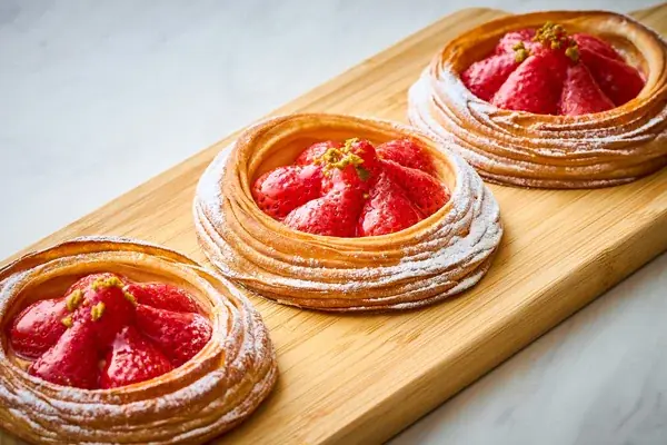 【ホテルメトロポリタン】ホテル特製！色鮮やかな春を彩るご褒美スイーツ＆パン 画像 7