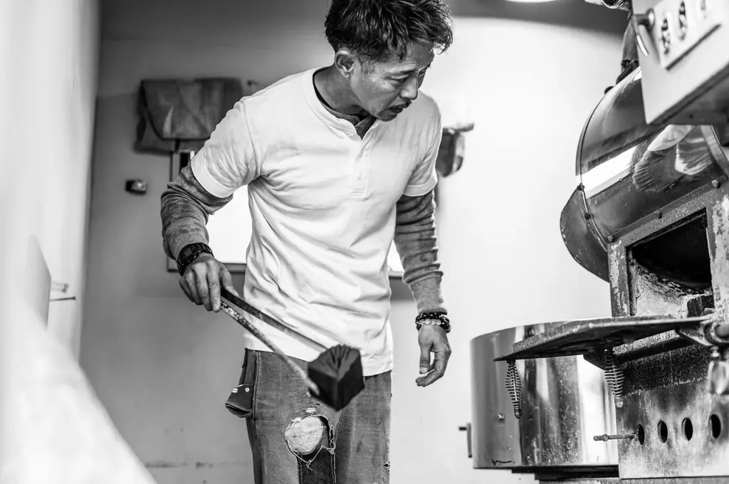 【新商品】カップに住みつくコーヒー好きの猫を描いた『mame cat’s ドリップコーヒー』を郵便局限定で販売開始します 画像 5