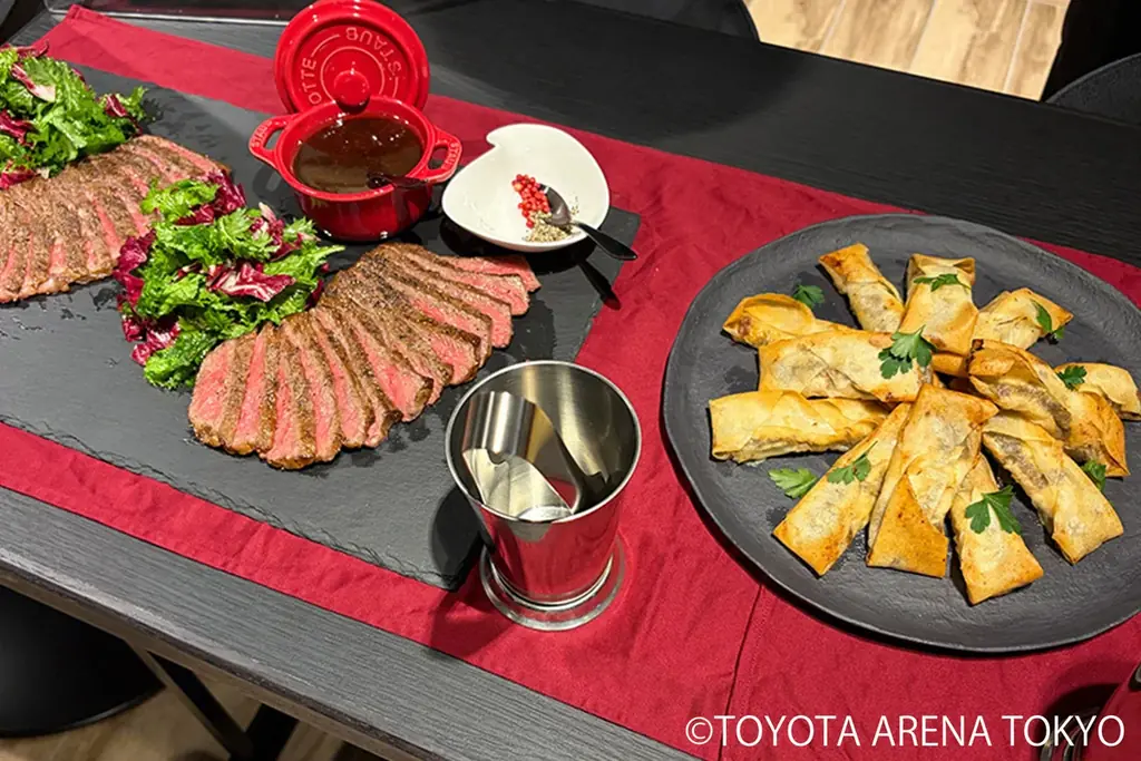 【ヒルトン東京お台場】通常100万円の「JAPAN AIRLINESテラススイート」観戦確約　選手との記念撮影付きプレミアム宿泊プラン 画像 4