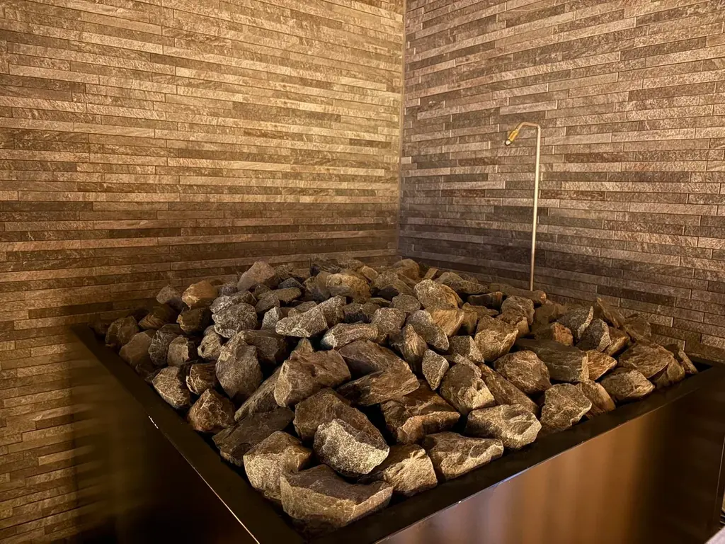 新潟県西蒲区　日帰り温泉じょんのび館　圧倒的没入体験で地域活性化2月28日（土）に「森のサウナ」リニューアル 画像 3