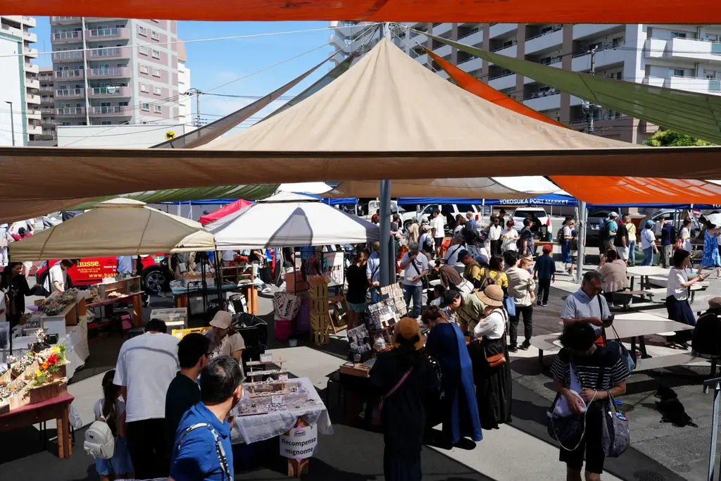 京急百貨店,いちご よこすかポートマーケットの運営・管理業務を受託 画像 4